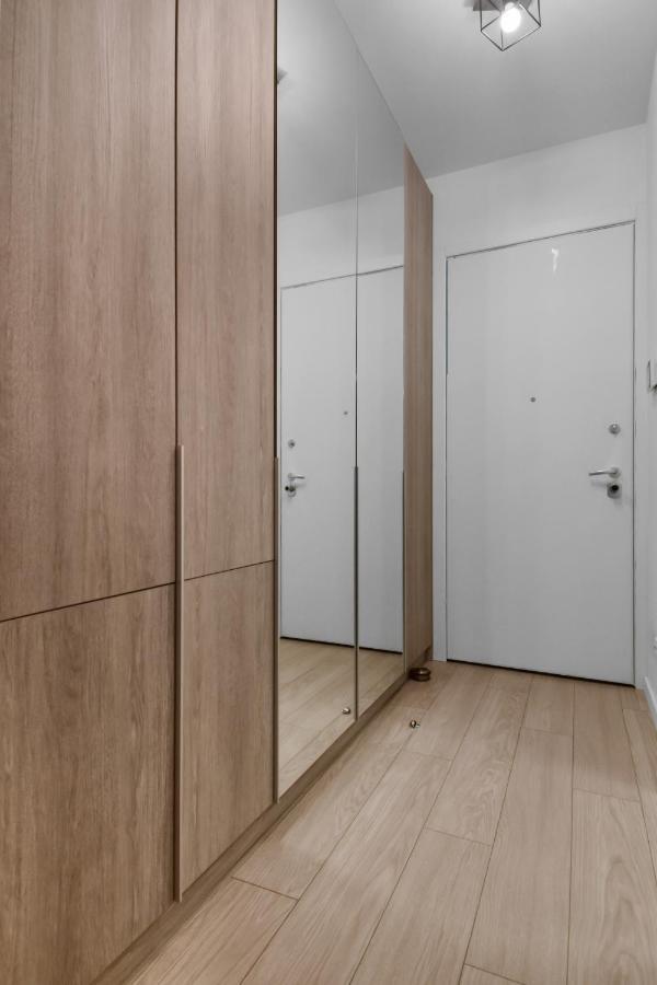 Studio Win Herastrau Voluntari Экстерьер фото